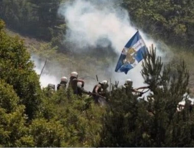 Πισοδέρι: Βομβαρδισμένο τοπίο θυμίζει η περιοχή μετά τα επεισόδια